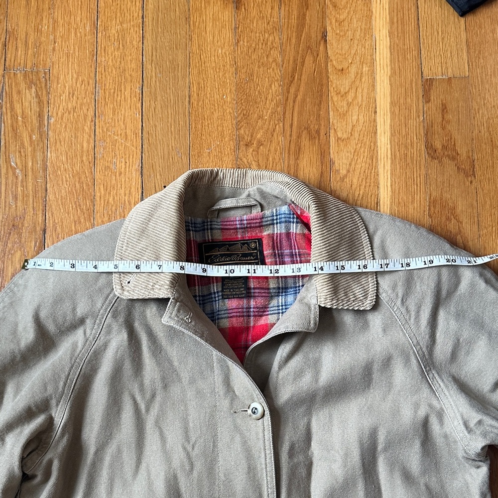 Eddie Bauer Tan Cotton Barn Jacket with Red Plaid Lining - Picture 10 of 15